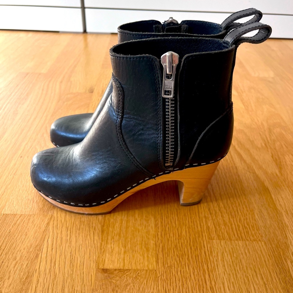 Swedish Hasbeens Clogs